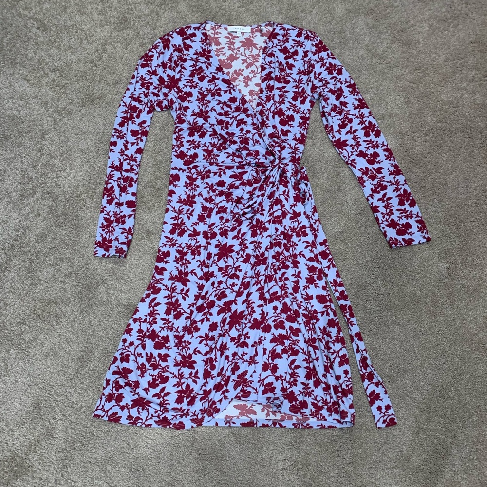 LARK & RO Shift Wrap Dress Size: XL